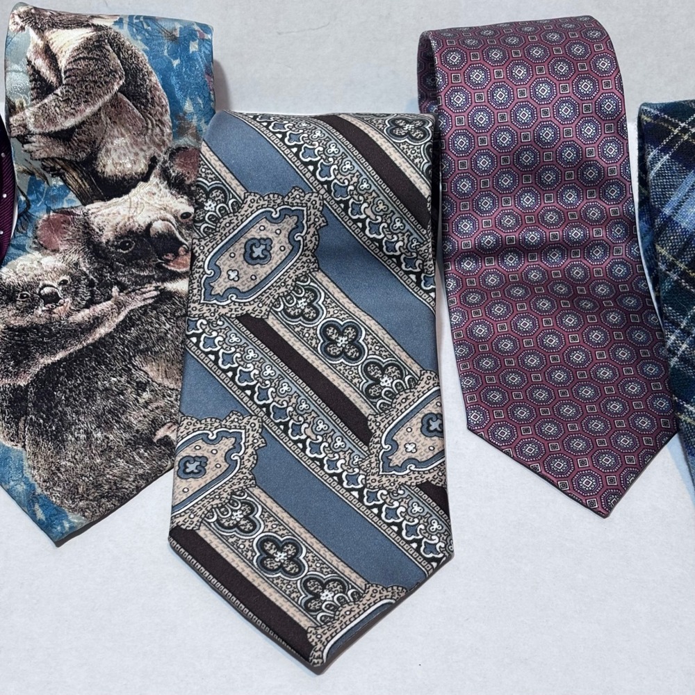 Men's Vintage‎ & Modern Necktie Lot of 9 Ties Novelty Prints Designer Brands